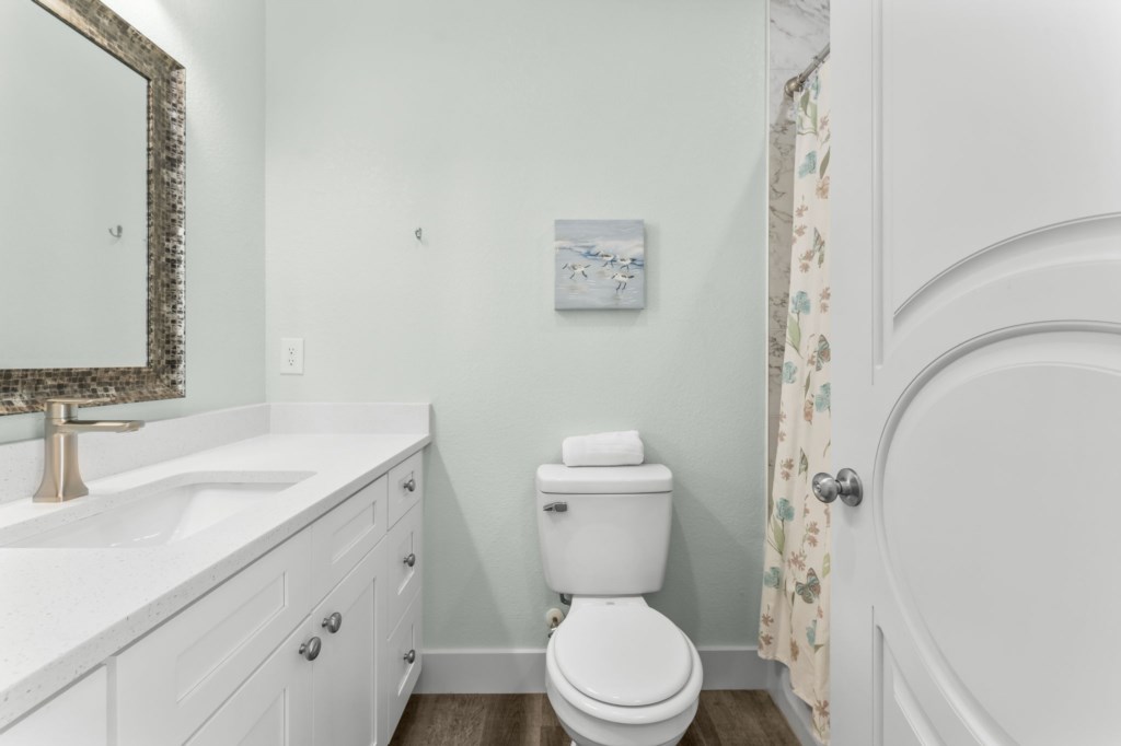 King room on level 2 with private bath