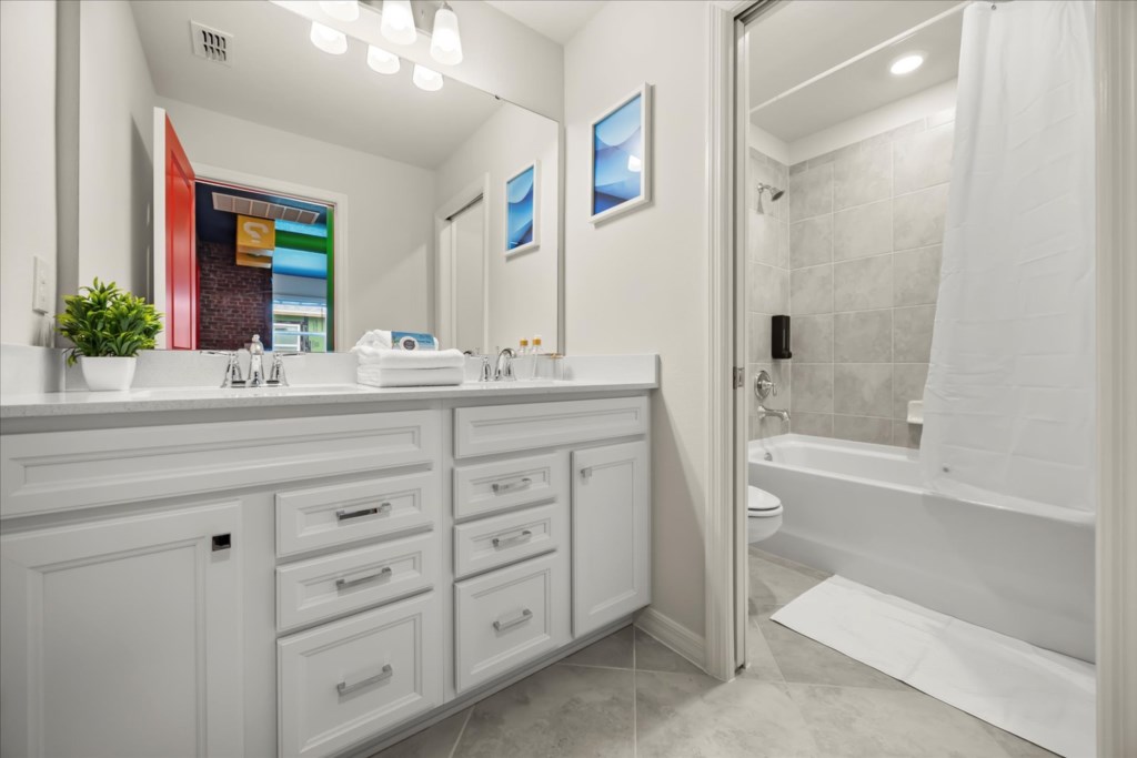 5 bedroom vacation townhouse at Windsor Cay - Image 32