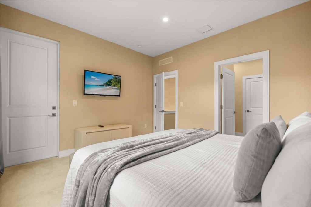 4 bedroom vacation townhouse at Magic Village Yards - Image 13
