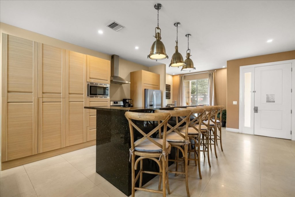 4 bedroom vacation townhouse at Magic Village Yards - Image 7