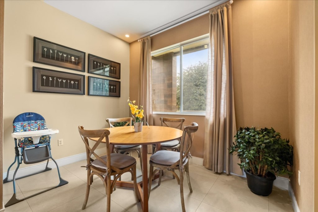 4 bedroom vacation townhouse at Magic Village Yards - Image 6