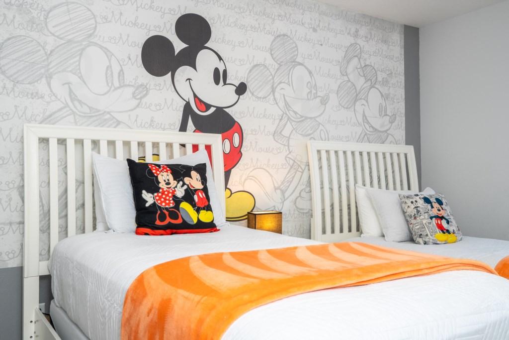 Mickey themed bedroom w/ 2 singles beds + flat screen TV
