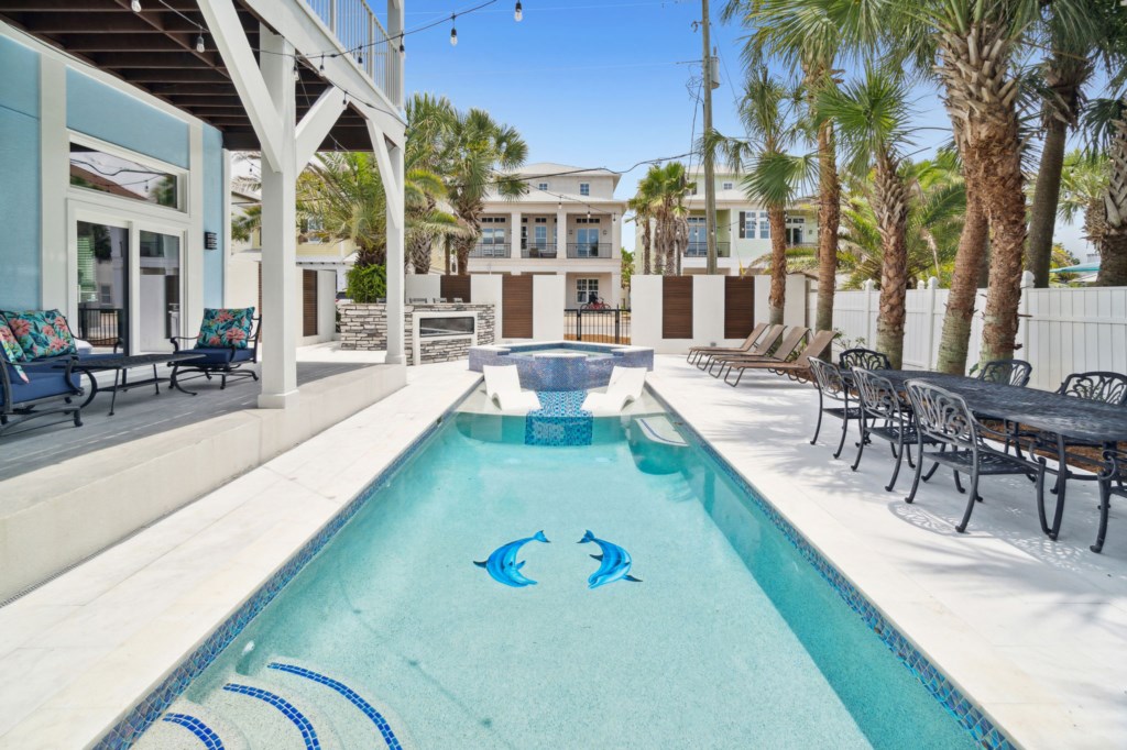 Private, Updated Pool, Spa, Poolside Bar, Lounge Chairs 