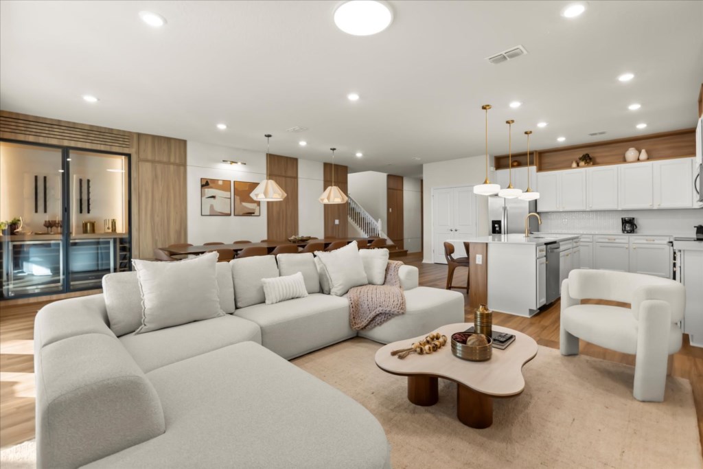 10 bedroom vacation house at Windsor Cay - Image 2