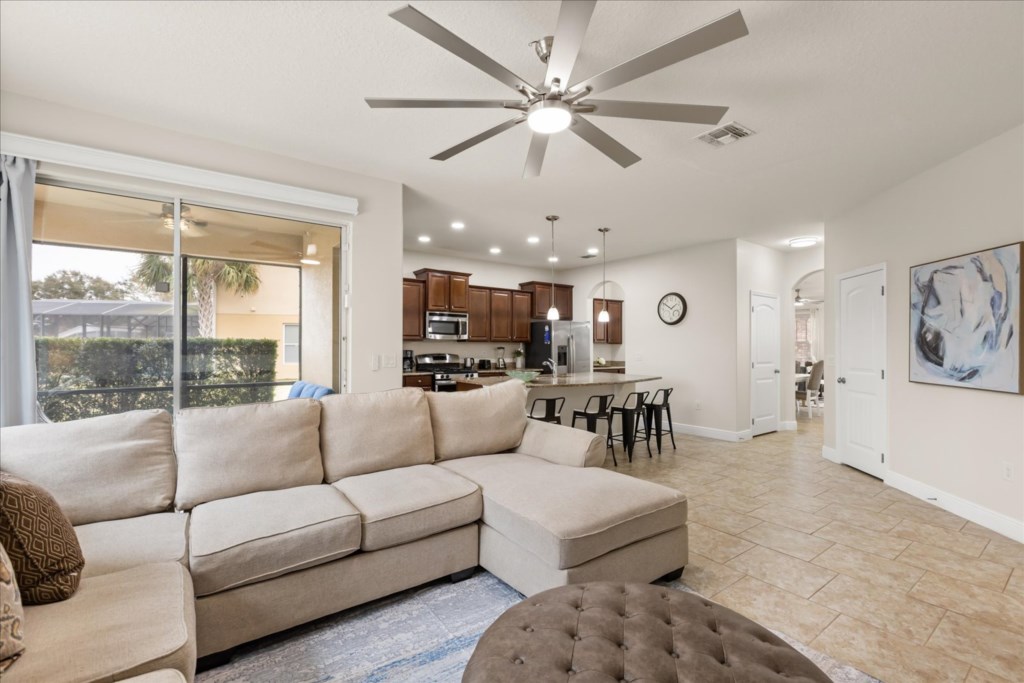 6 bedroom vacation house at Solterra - Image 2