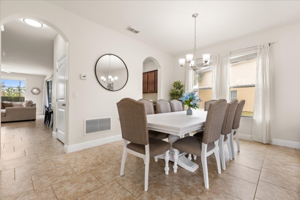 6 bedroom vacation house at Solterra - Image 9