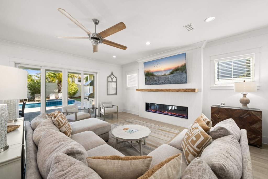 Living Area On 1st Floor