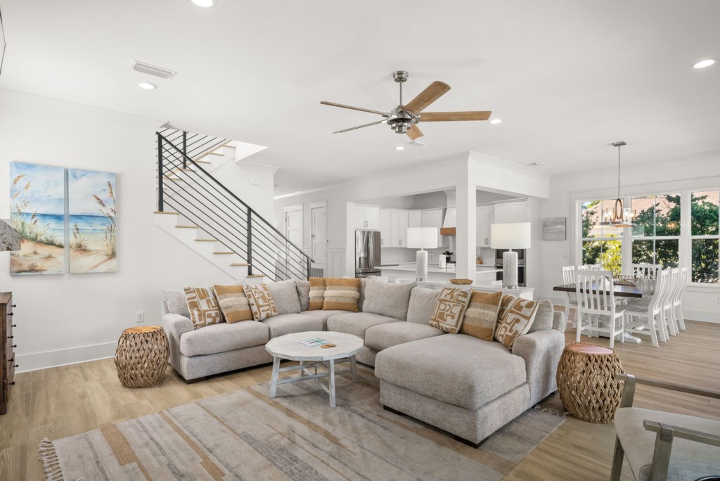Living Area On 1st Floor