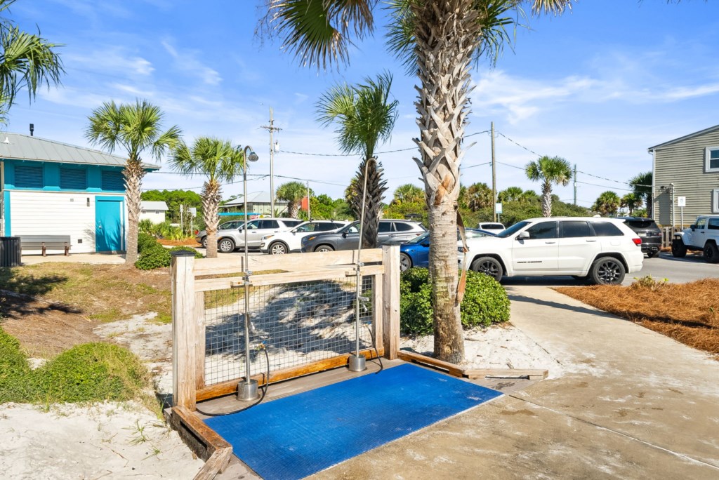 Convenient Beach Access With Bathrooms and Showers