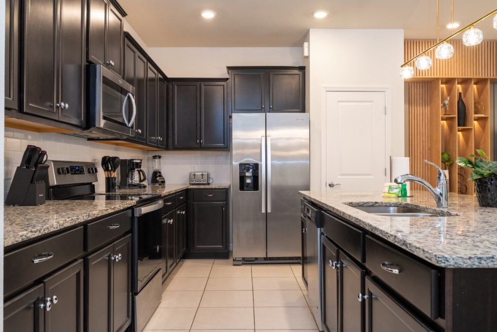 Open floor concept living & dining