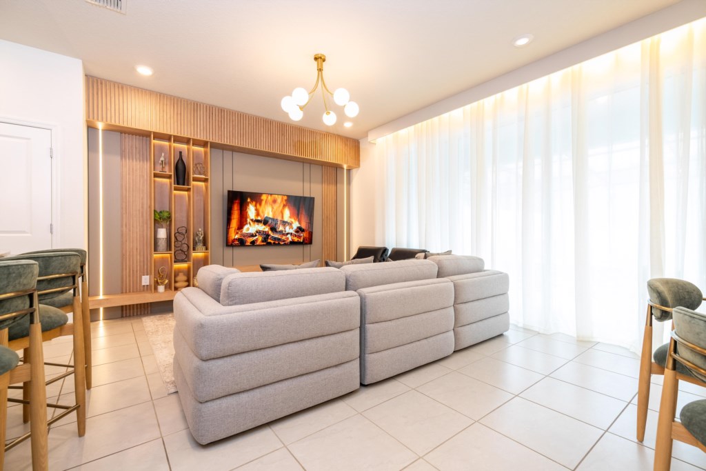 Open floor concept living & dining