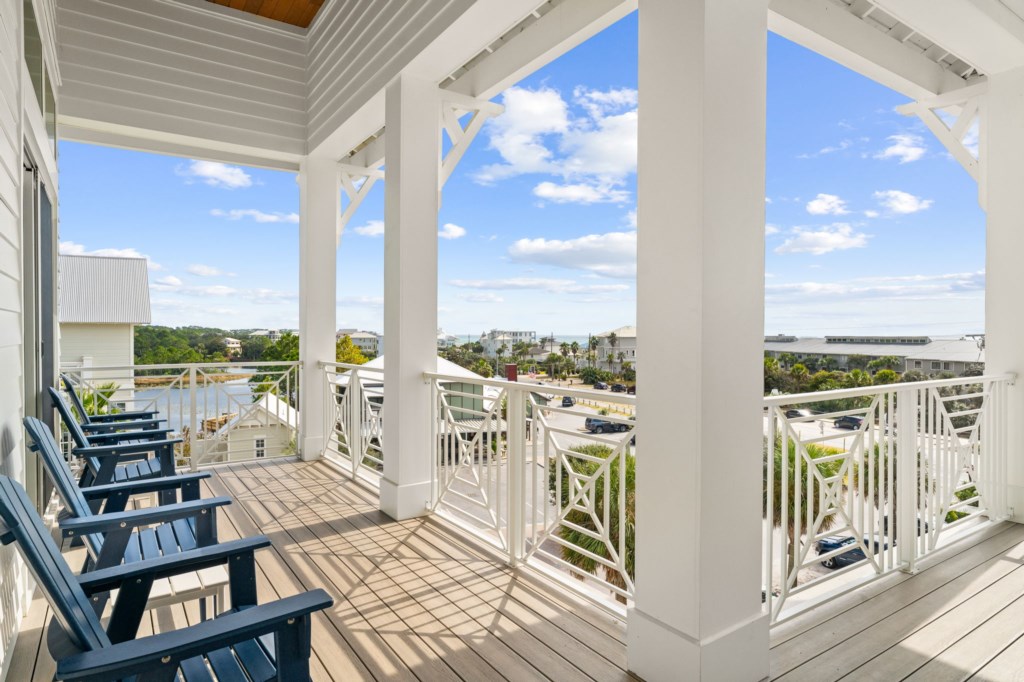 3rd Floor Balcony