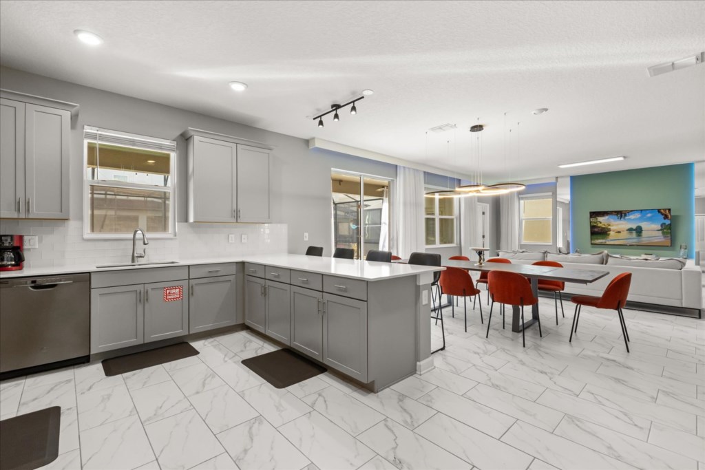 7 bedroom vacation house at Storey Lake - Image 10