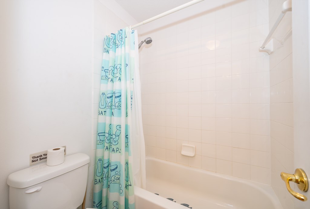 2nd Bathroom (Jack & Jill with Bedroom 2 & 3)