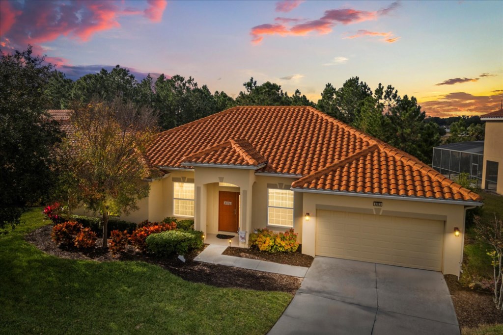 4 bedroom vacation house at Solterra - Image 1