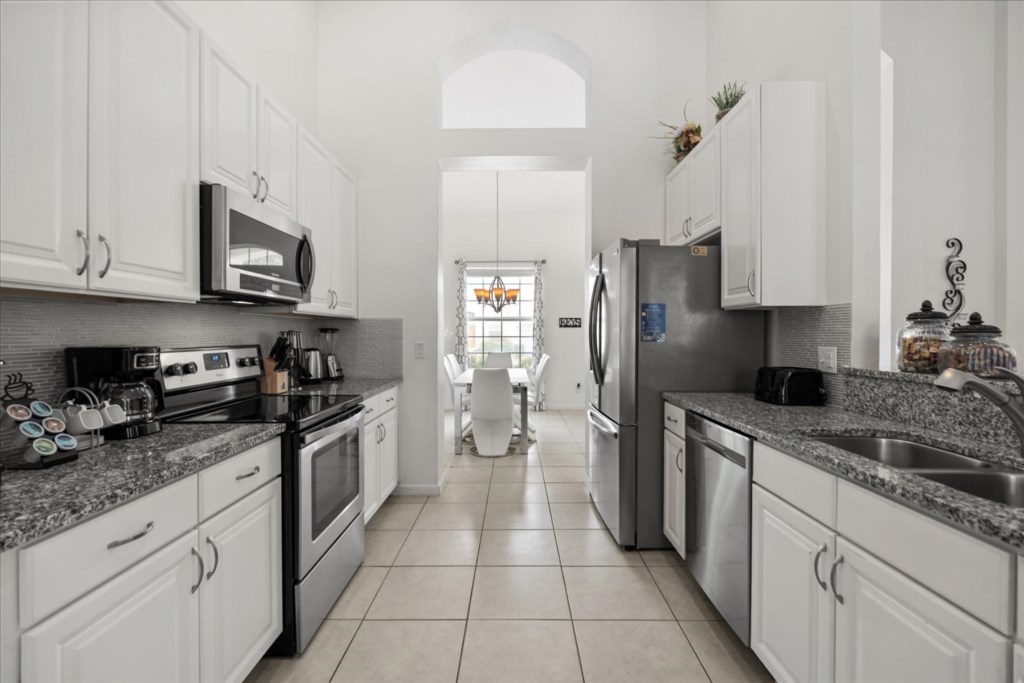 4 bedroom vacation house at Solterra - Image 11