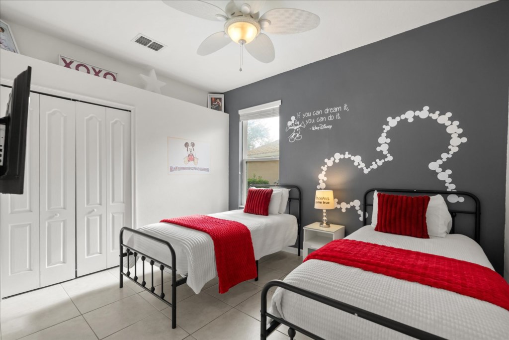 4 bedroom vacation house at Solterra - Image 22