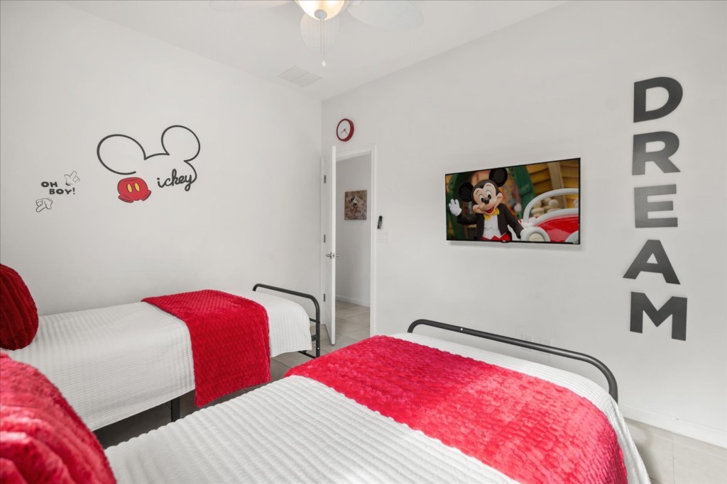 4 bedroom vacation house at Solterra - Image 23