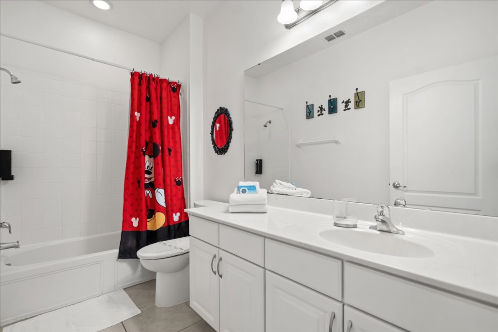 4 bedroom vacation house at Solterra - Image 29