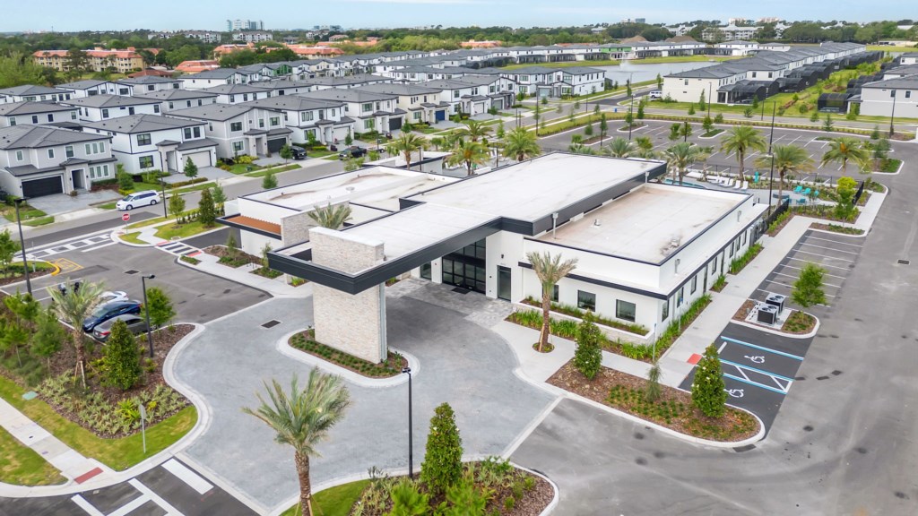 2-web-or-mls-6013-paradiso-grande-blvd
