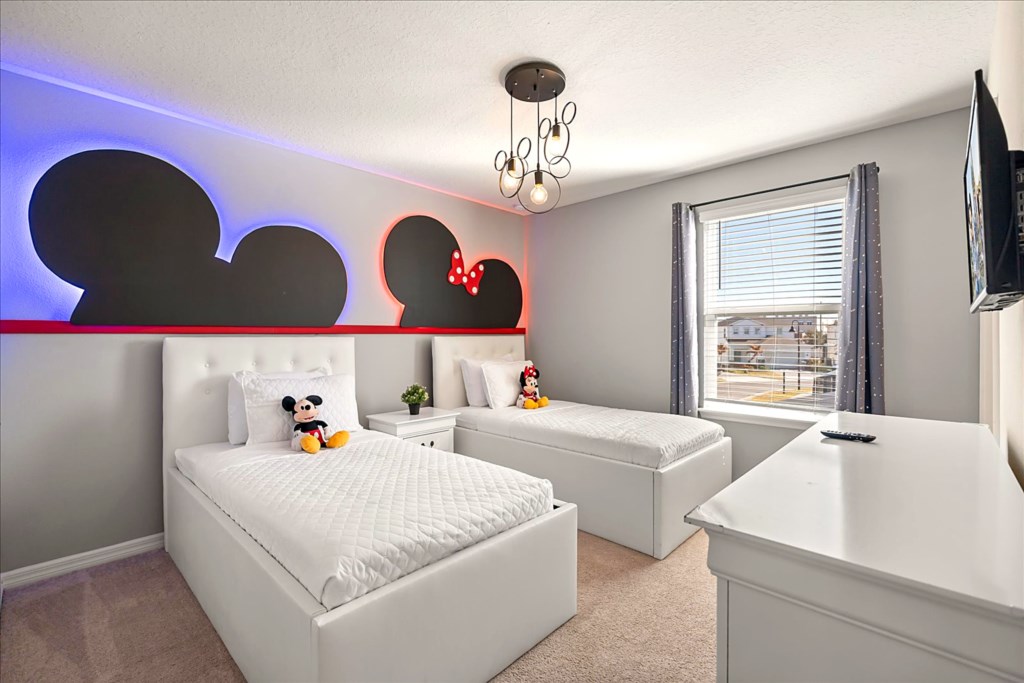 16-quarto-mickey