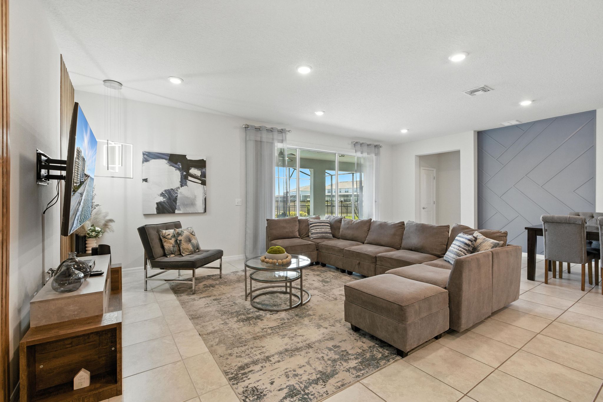 8 bedroom vacation house at Windsor Island Resort - Image 4