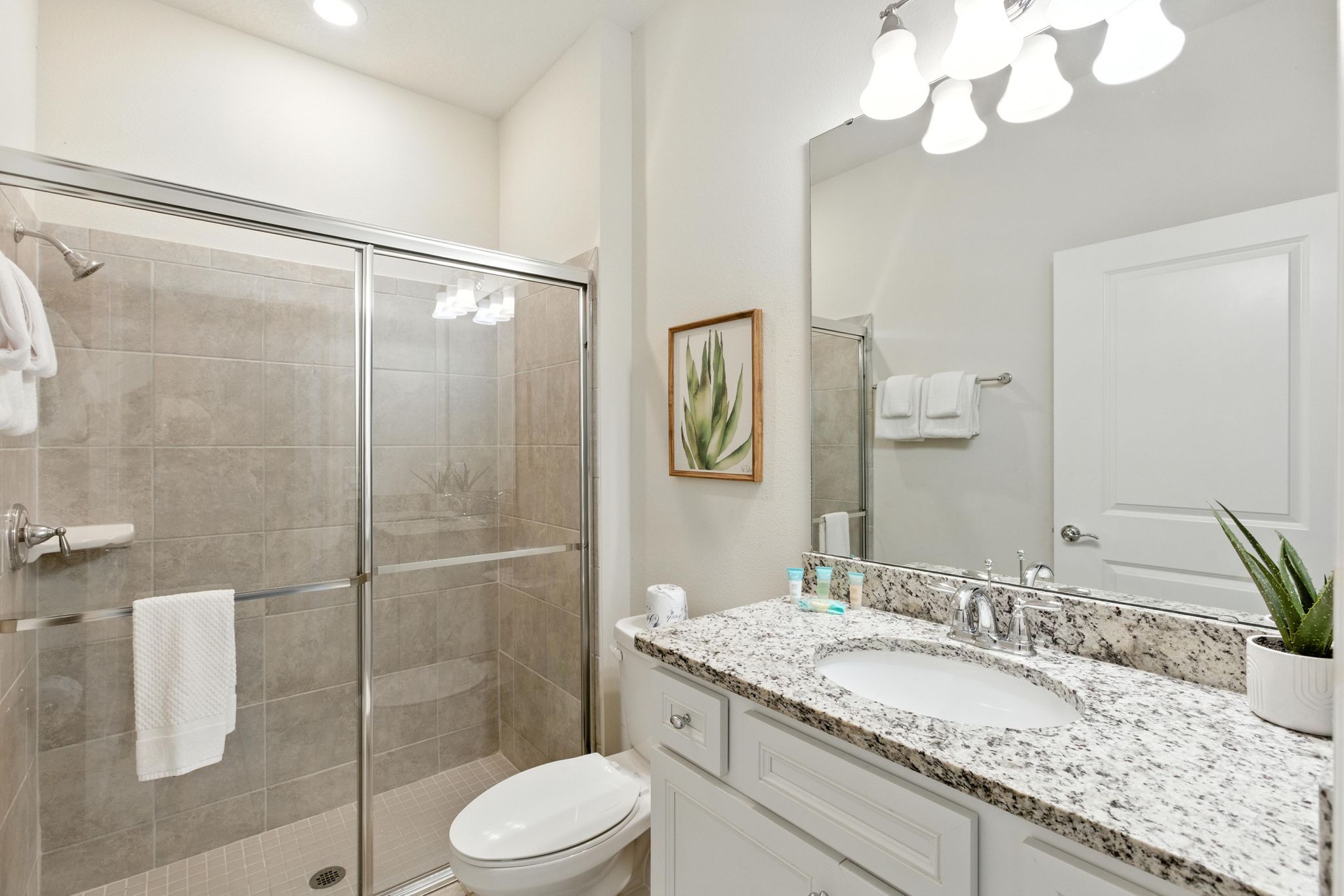 8 bedroom vacation house at Windsor Island Resort - Image 39