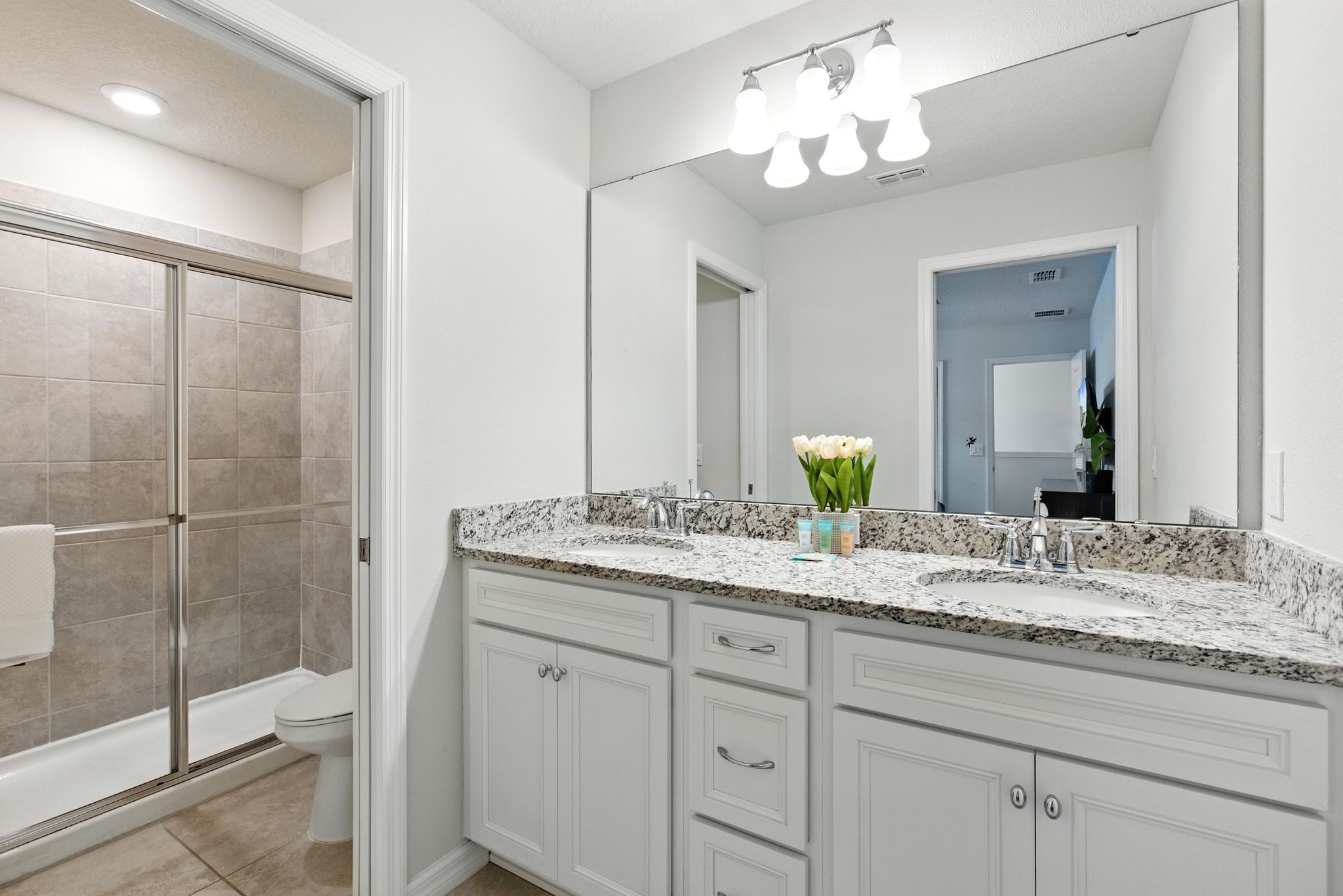 8 bedroom vacation house at Windsor Island Resort - Image 40