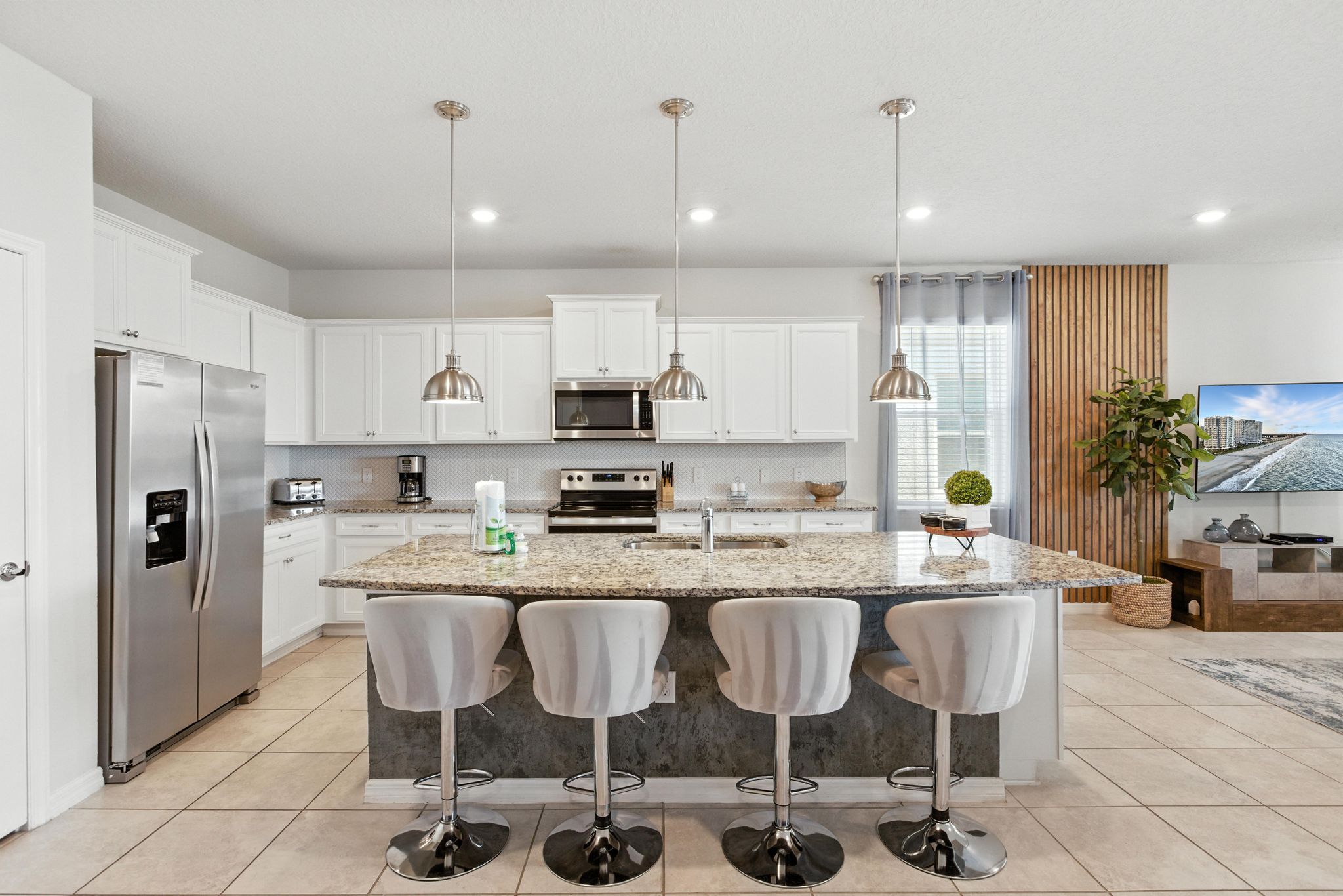 8 bedroom vacation house at Windsor Island Resort - Image 7