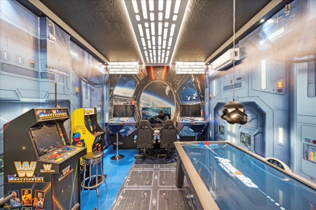 6 bedroom vacation house at Storey Lake - Image 10