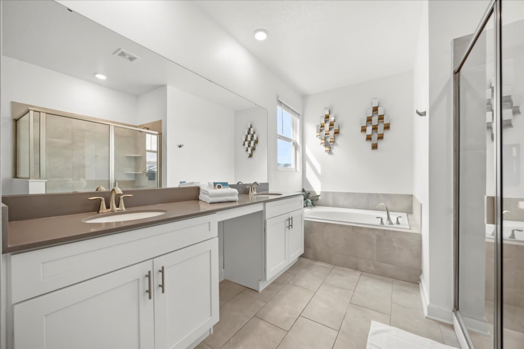 6 bedroom vacation house at Storey Lake - Image 34