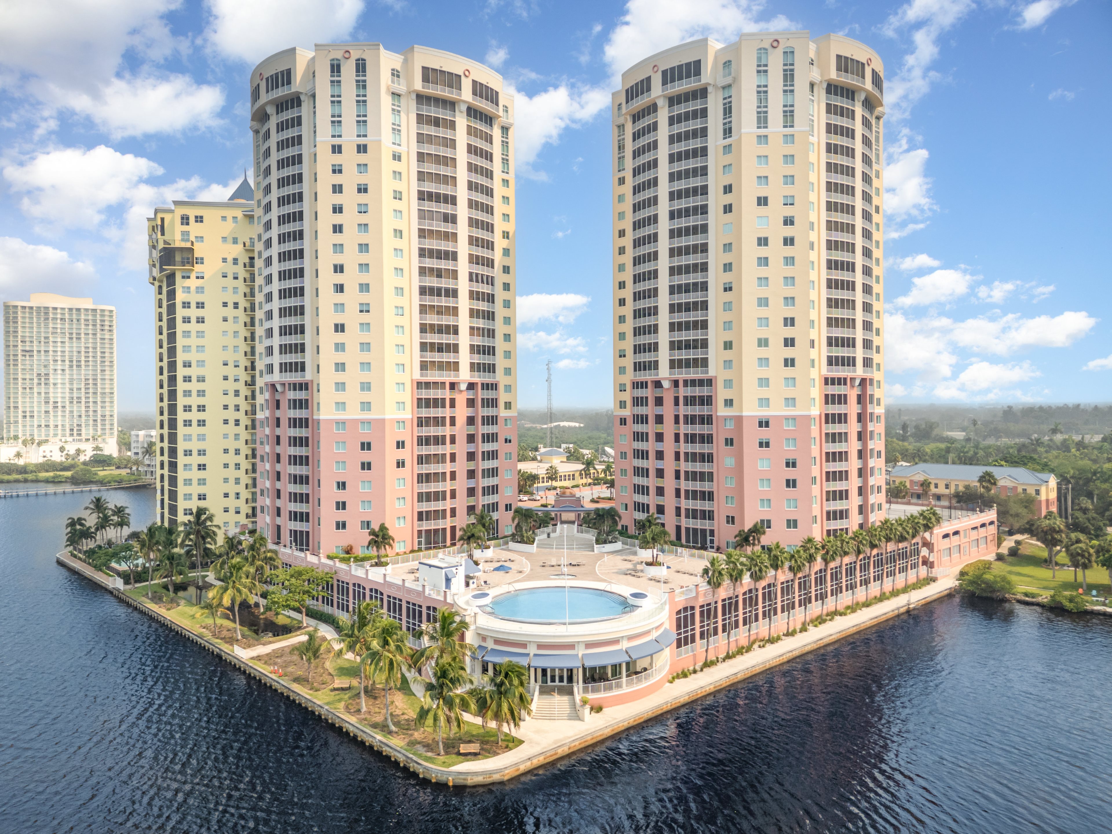 St Tropez - Fort Myers, FL