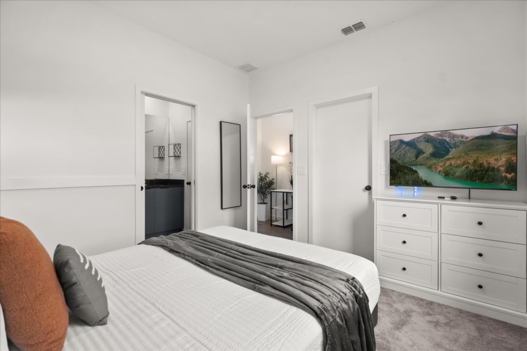 3 bedroom vacation townhouse at The Hub at Westside Reserve - Image 16