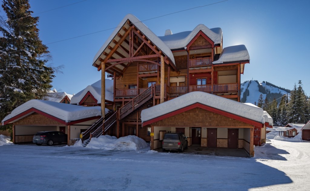 eagles-nest-exteriors-2019-1