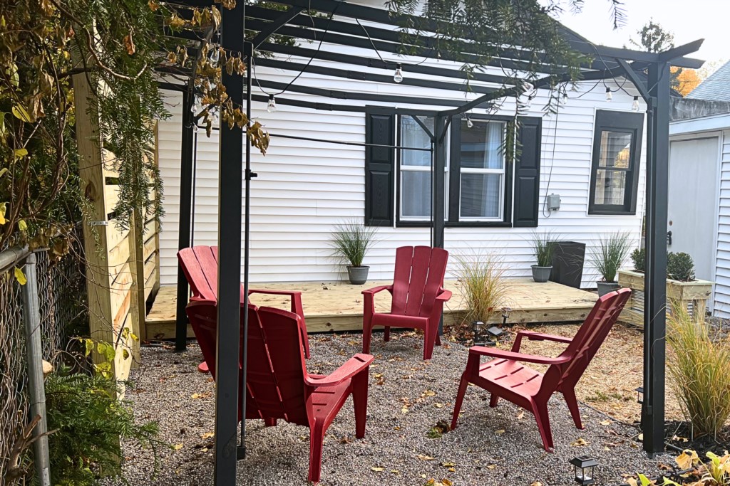 Cozy Mitten Outdoor Space