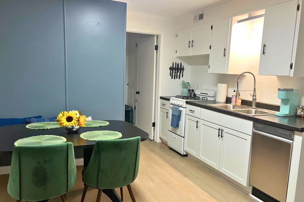 Cozy Mitten Kitchen