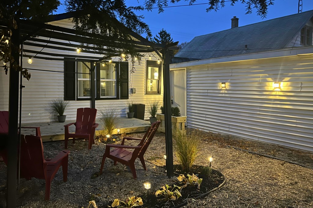 Cozy Mitten Backyard