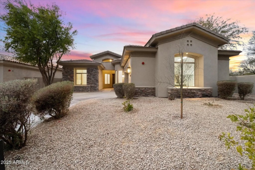 8d59bdfaae02f6236ddad94f4460379bl-m3599933438rd-w1280_h960