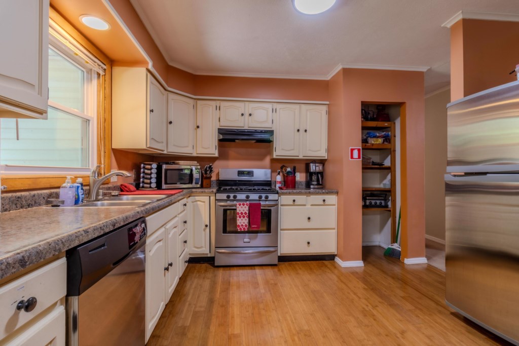 PhotoSep162025,10403AM