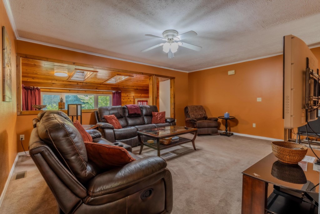 PhotoSep162025,10536AM