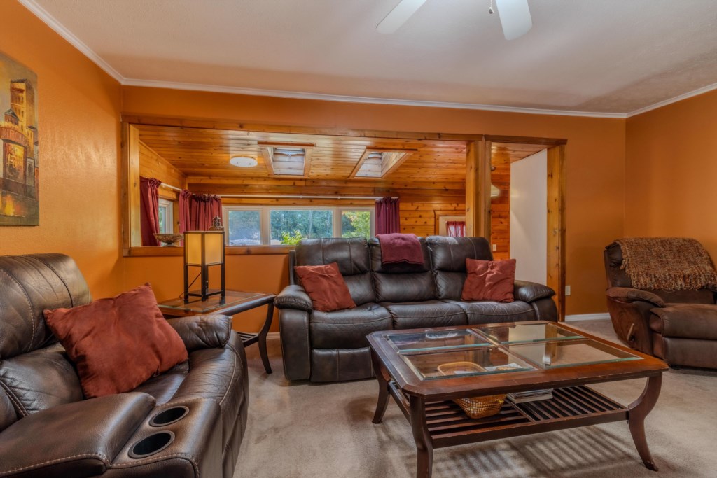 PhotoSep162025,10828AM