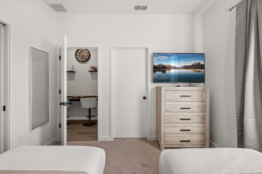 3 bedroom vacation townhouse at The Hub at Westside Reserve - Image 17