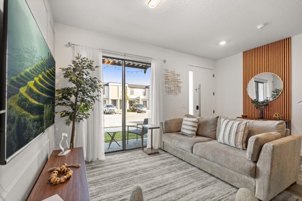 3 bedroom vacation townhouse at The Hub at Westside Reserve - Image 2