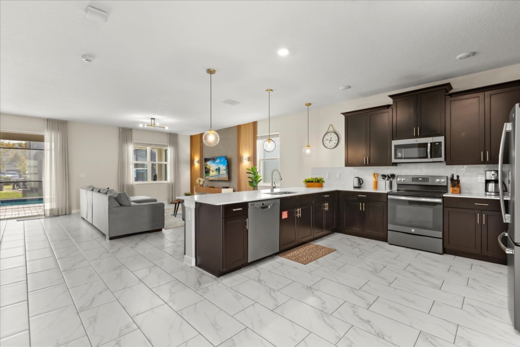 8 bedroom vacation house at Storey Lake - Image 11