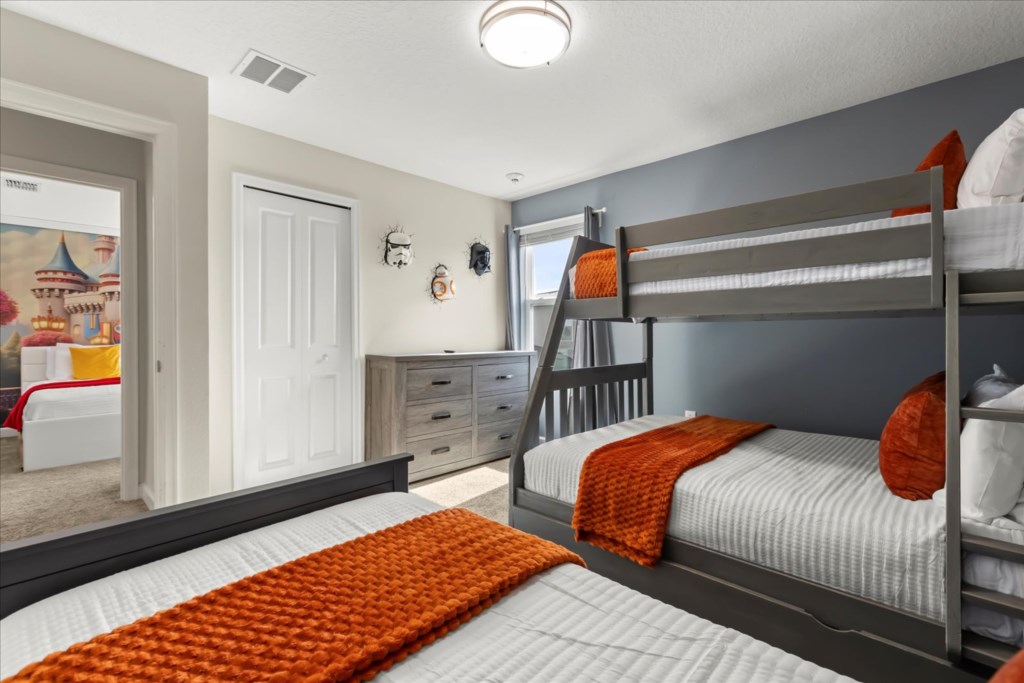 8 bedroom vacation house at Storey Lake - Image 36