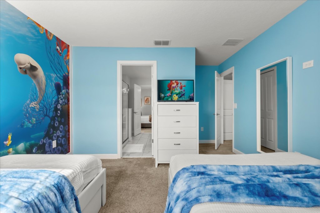 8 bedroom vacation house at Storey Lake - Image 40