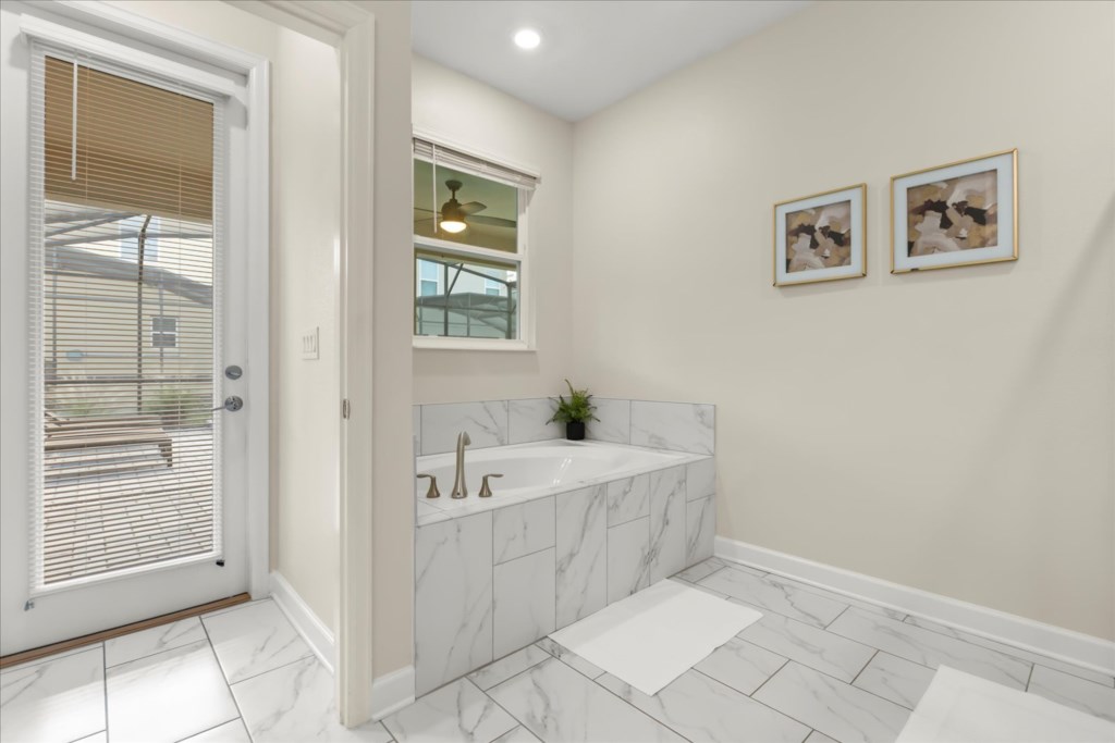 8 bedroom vacation house at Storey Lake - Image 47