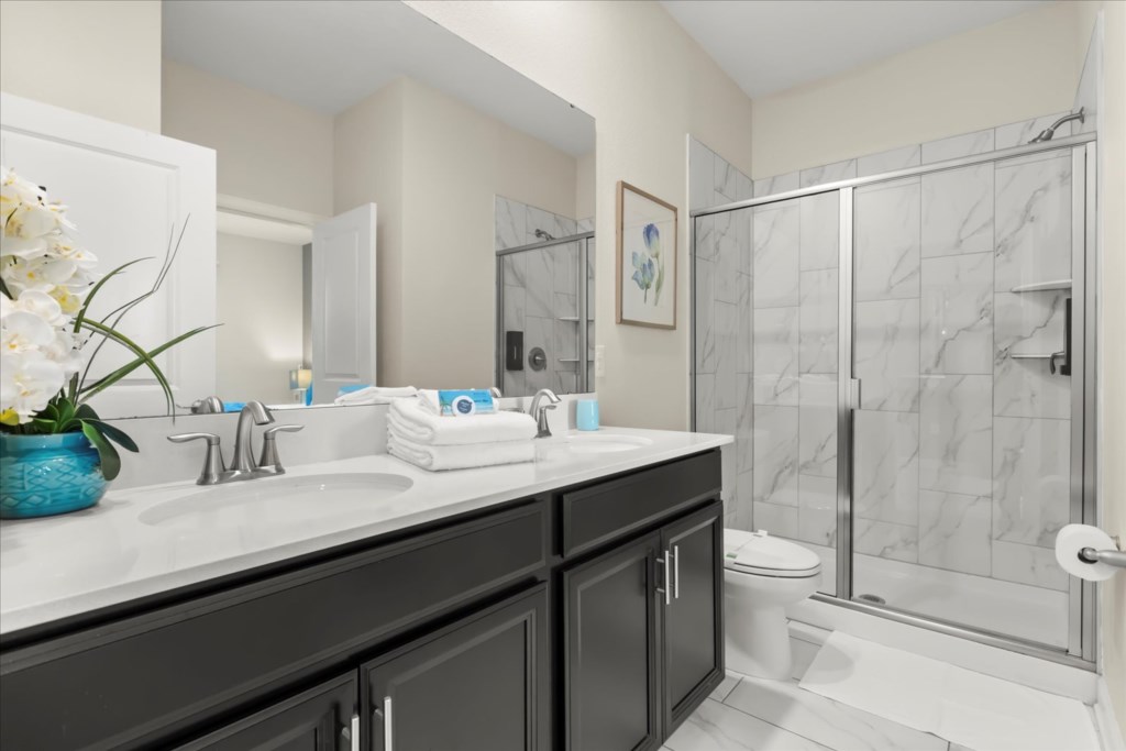 8 bedroom vacation house at Storey Lake - Image 49