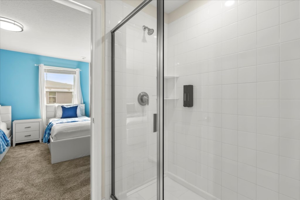 8 bedroom vacation house at Storey Lake - Image 54