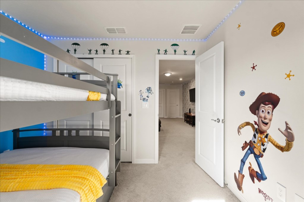 4 bedroom vacation townhouse at Windsor Island Resort - Image 16